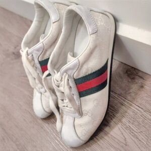 Authentic Gucci Kids Shoes in White with Red and Green Stripes 13